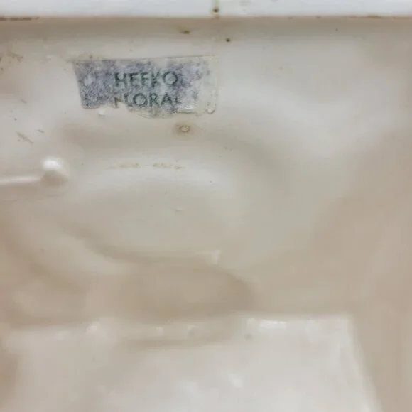 Vintage Ceramic Lamb Nursery Planter Figurine Anthropomorphic Pastel Colors - Picture 5 of 12